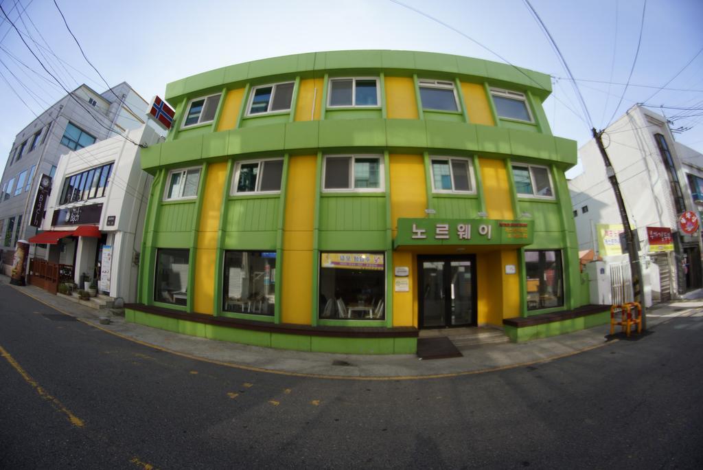 Mokpo Norway Guesthouse מראה חיצוני תמונה