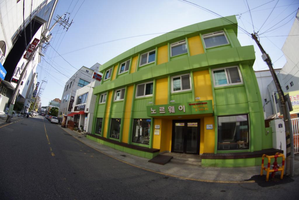 Mokpo Norway Guesthouse מראה חיצוני תמונה