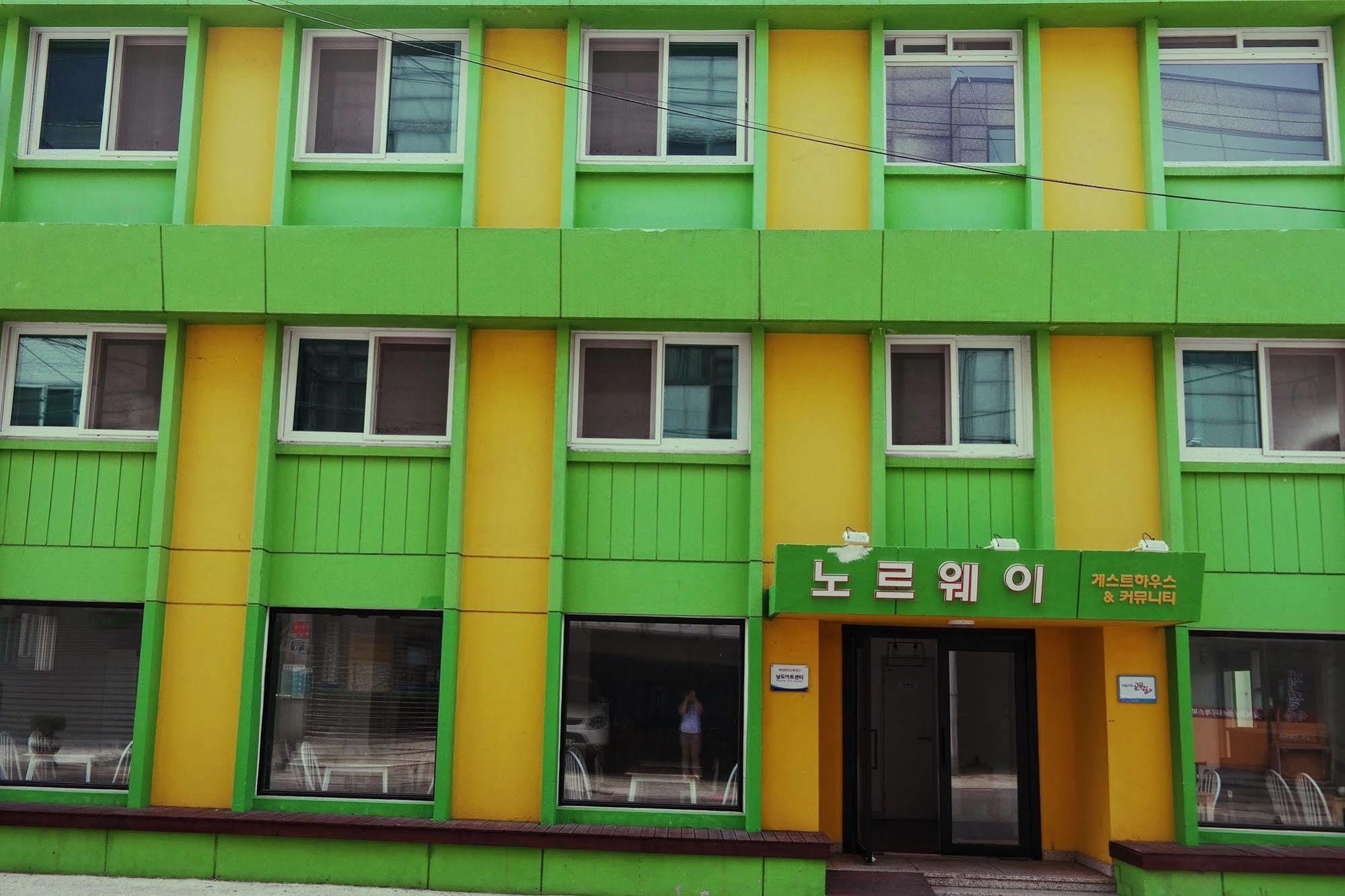 Mokpo Norway Guesthouse מראה חיצוני תמונה